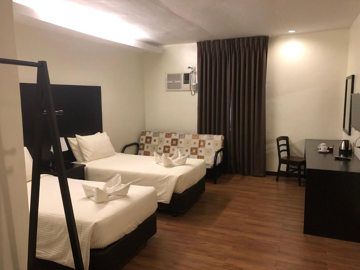Pina Suites Ormoc Bagian luar foto